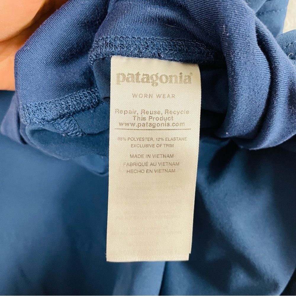 Patagonia Blue Stretchy Casual Outdoor Athletic Zip Pocket Shorts | Medium - Picture 7 of 7